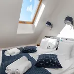 Appartement Awesome In With Sauna *