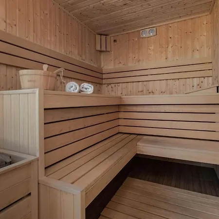 Cozy In With Sauna